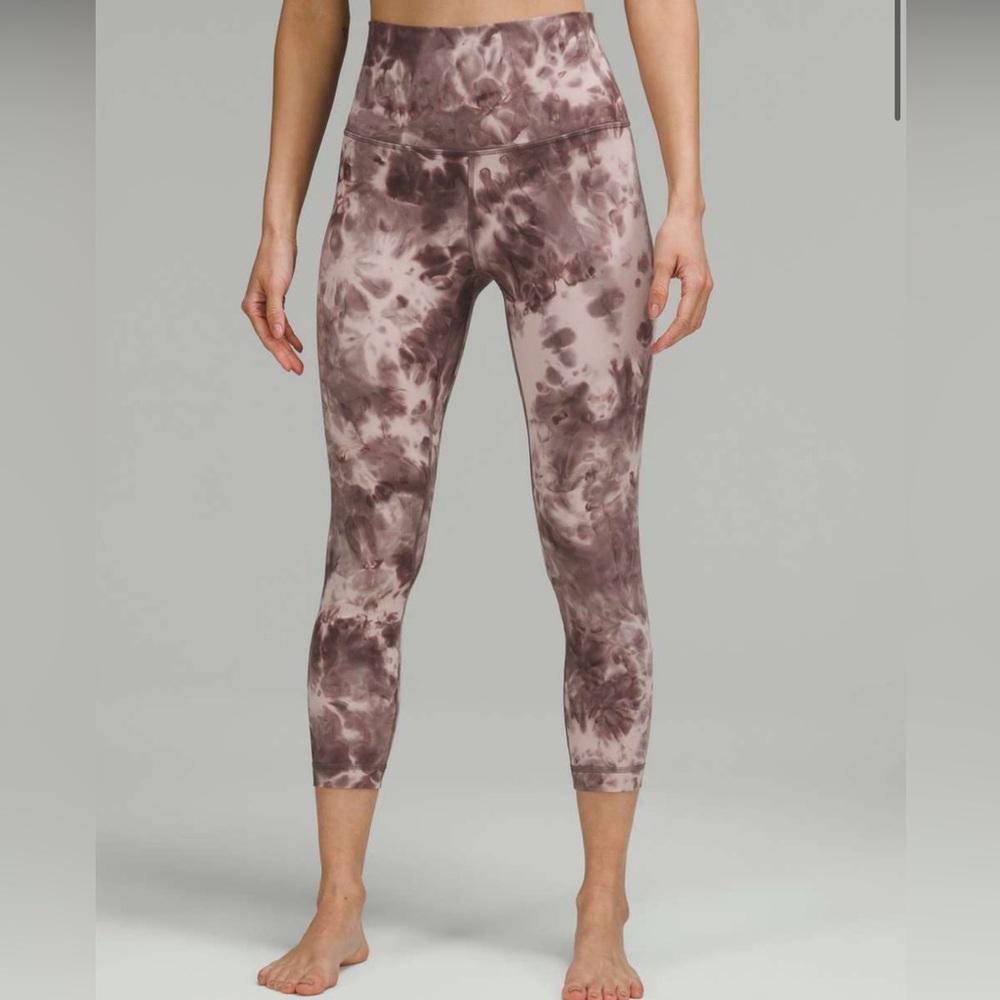 Lululemon Align High-Rise Crop Leggings 23" Size 6 in Grey and Mink Berry Lunar